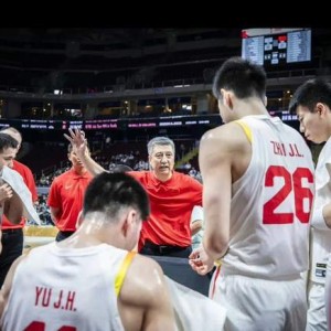 随着一场7分险胜！中国男篮打败中国台北，赵睿12分，朱俊龙19分