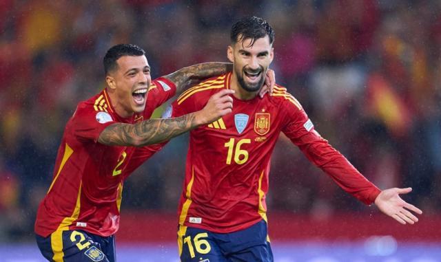 1729044337447030199.jpg 1729044199149.jpg